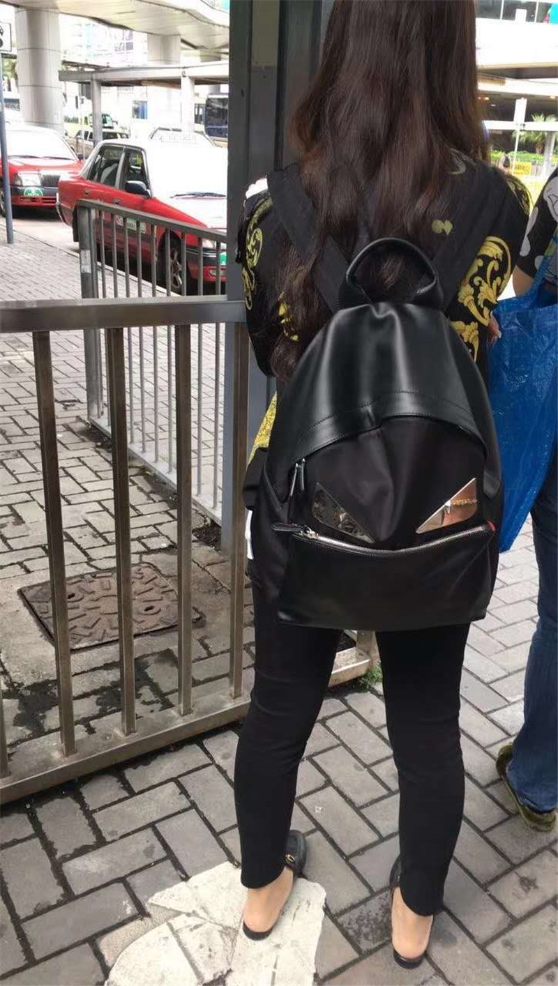 FENDI 芬迪 2318 經典小怪獸金屬眼睛 小牛皮 皮革拼尼龍雙肩背包 黑色