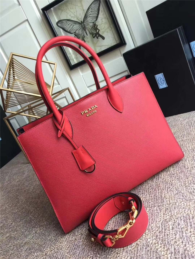 1BA153 Prada普拉達(dá) 最新款 粗十字牛皮 女士手提包 紅色 1BA153 Prada普拉達(dá) 最新款 粗十字牛皮 女士手提包 紅色