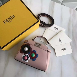 FENDI �ҵ��¿�  �r�b����ƤMICRO PEEKABOO ̫ꖻ�����С؈��   ���
