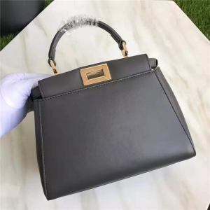 2590 FENDI �ҵ� ƴɫܛ��� ����� �ɂ���(n��i)�� ������� ��ɫ