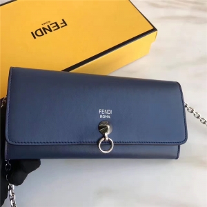 Fendi �ҵ� 0252 СţƤ ��̖�L��Ƥ�A ���٭h(hu��n) �ɲ�ж朗l�玧