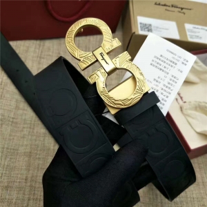 Salvatore Ferragamo ������Ľ �߶˶��� �M���p�� �r�����eƤ�� ��ɫ�񻨿�