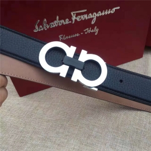 Salvatore Ferragamo ������ĽƤ�� ���b���� �̄����e�� �ڎ���LOGO