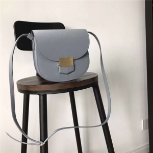 Celine ِ�� Trotteur С̖ţƤ ��� Ůʿ�μ�б�淭�w�͹Ű��R���� ���m