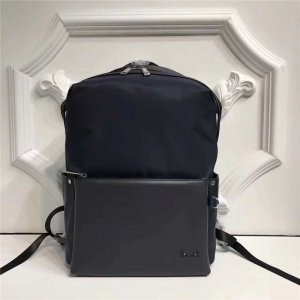 Fendi �ҵ��¿� ����ƴƤ BAG BUGS�۾��D�� �p�米�� ���{ɫ