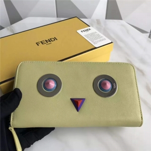 FENDI �ҵ� 0215 2017�¿� СţƤ���ʽ�L��Ƥ�A ���Sɫ