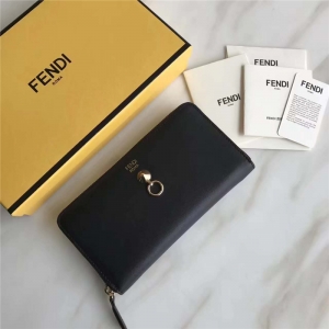 Fendi �ҵ� 0212 2017�������OӋСţƤ����L�A ���٭h ��ɫ