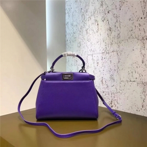 2590 FENDI �ҵ� ܛ��Ƥ������� �ɂ��ȴ� ������� ���mɫ