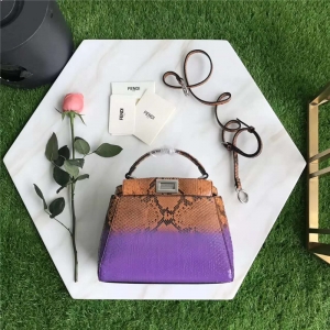 5590 FENDI �ҵ� ����Ƥ �zӡ����� �ɂ���(n��i)�� ������� ��ɫ