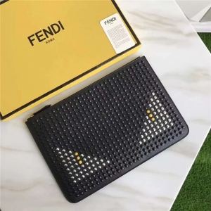 0341 FENDI �ҵ� ��ħ�۾� ��� ����СţƤ����ִ� ����S��