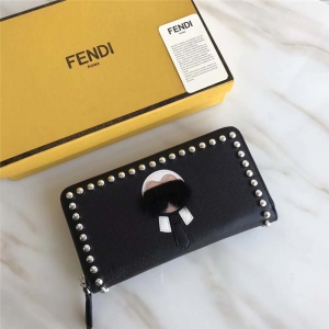 FENDI �ҵ� 0299 FENDI���а�  ���|ţƤ�r���X�� �ҵ��X�� ��ɫ