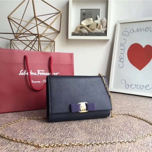 22B558 Ferragamo ������Ľ ���� Vara �����Y��� ���w朗l��� ��܊�{