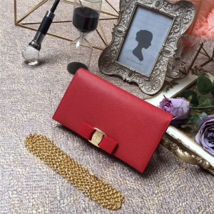 22B875 Ferragamo ������Ľ ����ɫVara�����Y �๦��С�� ��t