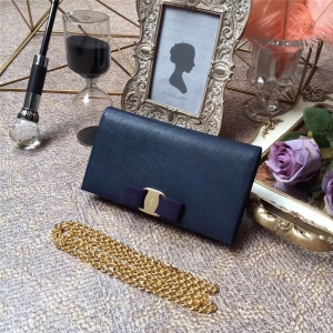 22B875 Ferragamo ������Ľ ����ɫVara�����Y �๦��С�� ��܊�{