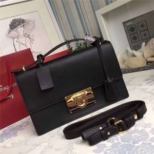 21E099 Ferragamo�Ƹ���Ľ �͹ŷ��� ��̖ ����μ�� ��ɫ