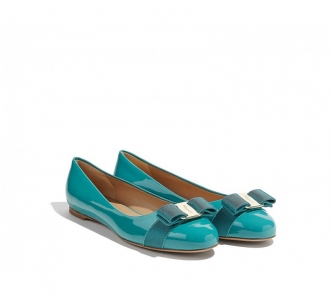 688810 Ferragamo�Ƹ���Ľ VARINA ��Ƥ ������ƽ��Ь �\ˮ�Gɫ