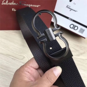 Ferragamo������Ľ �p��ԭ��Ƥ ��ʿ���b���� �̄�(w��)���e�� ��֦�y�ڿ�