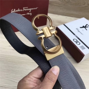 Ferragamo������Ľ �p���֦ţƤ�y ��ʿ���b���� �̄����e�� �Ҏ����