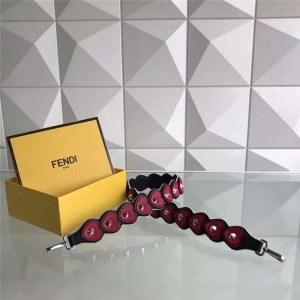 821 Fendi�ҵ� �������� ��(��i)�Ļ���� �Ų��L(zh��ng)�玧 ����t
