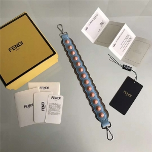 825 Fendi�ҵ� ƴɫ�玧 ��ɫ�F���T� �Ųʶ̼玧 �{(l��n)ƴ��