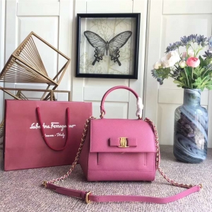 21F570 Ferragamo�Ƹ���Ľ ���±��� Vara�����Y С̖ ���w�� ʯ骼t