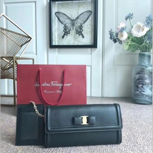 22D154 Ferragamo������Ľ Vara�����Y ���ƼyţƤ ���w��ʽ�X�� ��ɫ