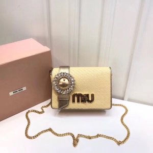 5BF068 MIUMIU�����¿� �ݾ�Ƥ�� ��ˮ������ �D(zhu��n)�i���w ��� ��ɫ