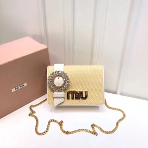 5BF068 MIUMIU�����¿� �ݾ�Ƥ�� ��ˮ������ �D(zhu��n)�i���w ��� ��ɫ