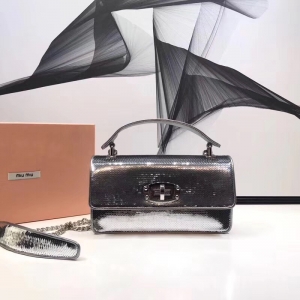 5BD115 MIUMIU�����¿� �ֹ���Ƭ ���D(zhu��n)�i ���w朗l�� ��ɫ