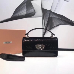 5BD115 MIUMIU�����¿� �ֹ���Ƭ ���D(zhu��n)�i ���w朗l�� ��ɫ