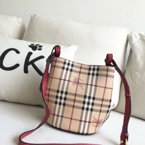 Burberry�͌��� Haymarket��y ���Rӡ�� ƴɫƤ�� ˮͰ�� ���t