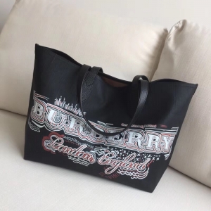 Burberry�͌��� ����� Ϳ�fӡ��  Canvas ��y �p��ُ��� ��ɫ