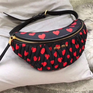 5BL009 MIUMIU���� �����¿� ��Ƥ�ް� Ϳ�f�OӋ �ذ����� ��ɫ