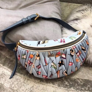 5BL009 MIUMIU���� �����¿� ��Ƥ�ް� Ϳ�f�OӋ �ذ����� �\�{