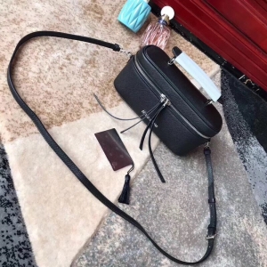 5BH122 MIUMIU���� �������¿� ��̖ ɽ��Ƥ ����μ�� ��ɫ