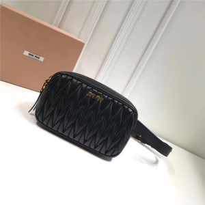 5BL018 MIUMIU���� ܛ��Ƥ �����ް� ��� Ƥ���� ��ɫ