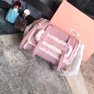 5BD097 MIUMIU���� 18�ﶬ ��q ���w �r�аٴ� ëëб��� ��ɫ