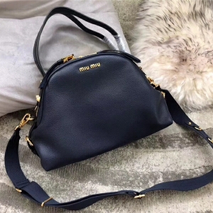 5BB034 MIUMIU���� �����¿� ��̖ СţƤ ���� ����μ�� ���{(l��n)ɫ