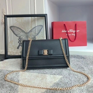 21G462 Ferragamo�Ƹ���Ľ ���ƼyţƤ Vara�����Y ��̖ 朗l���w�� ī�G