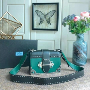 1BD045 Prada Cahier�ִ� �m͢�� СţƤŮ�� ������� �����_�μ�� �Gɫ