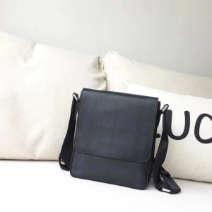 Burberryn�а� ��Ѭ��y �͌����]��� �̄�(w��)���e �Q�� �μ�б��� ��܊�{(l��n)