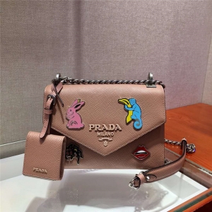 1BD127 PradaŮ�� Monochrome Logo�μ�� �m�������N�� Prada朗l�� ź��