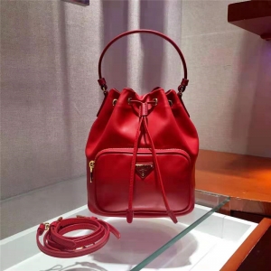 1BH038 PradaŮ�� �����_����� СţƤб��� PradaˮͰ�� �tɫ