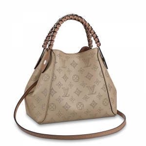 M53914 LV HINA С̖�ִ� 2019�¿� ����Ƥ���ֱ�Ů�� ����ɫ