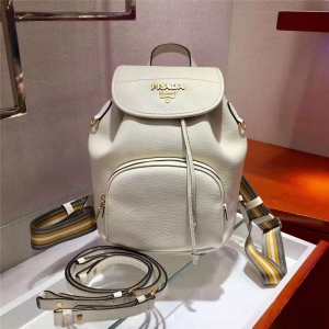 1BZ035 PradaŮ�� ¹Ƥ�yţƤ ���K���w�米�� �����_�p��� ��ɫ