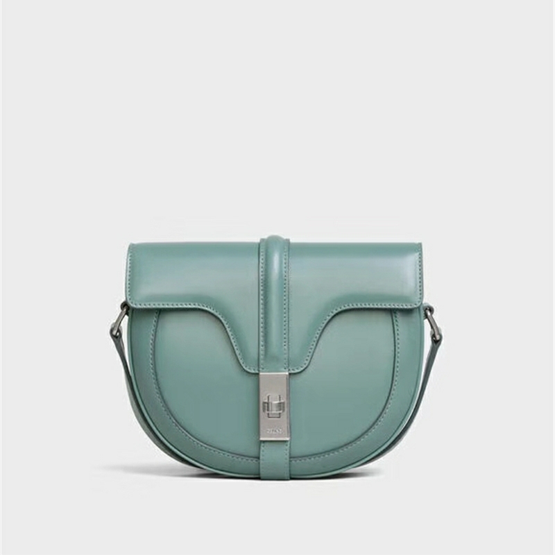 188013 Celineِ�� BESACE 16 С̖��� СţƤ Celine�ִ� ���ɫ