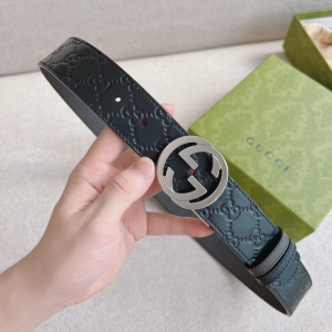 411924 Gucci����ʽ�pG���� SignatureƤ����ʿ���� ��ɫ