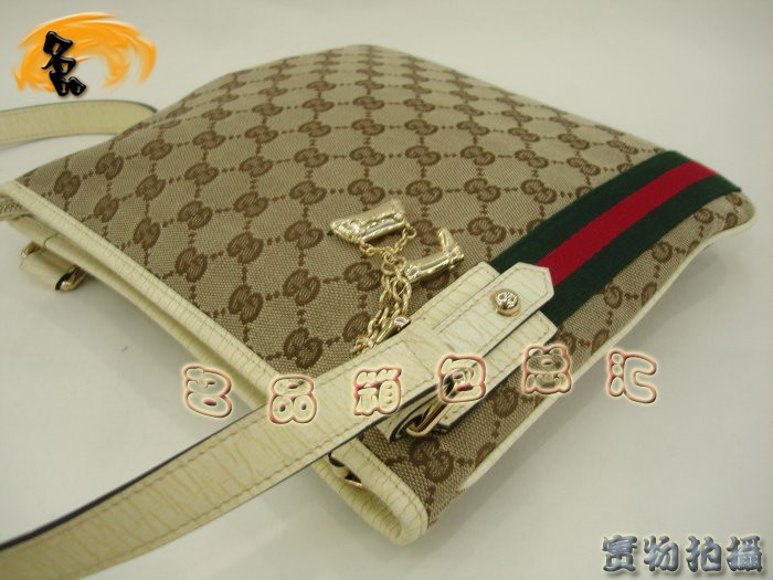 GUCCI新款女包 GUCCI斜挎包 GUCCI帆布包 GUCCI經典款