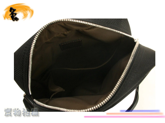 M93223 LV09最新款 LV經典老花 LV男包 LV斜挎包 LV單肩包