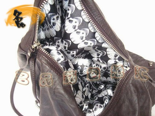 8008 THOMAS WYLDE/托馬斯 經(jīng)典款骷髏頭手提包 深啡色時尚女士單肩包
